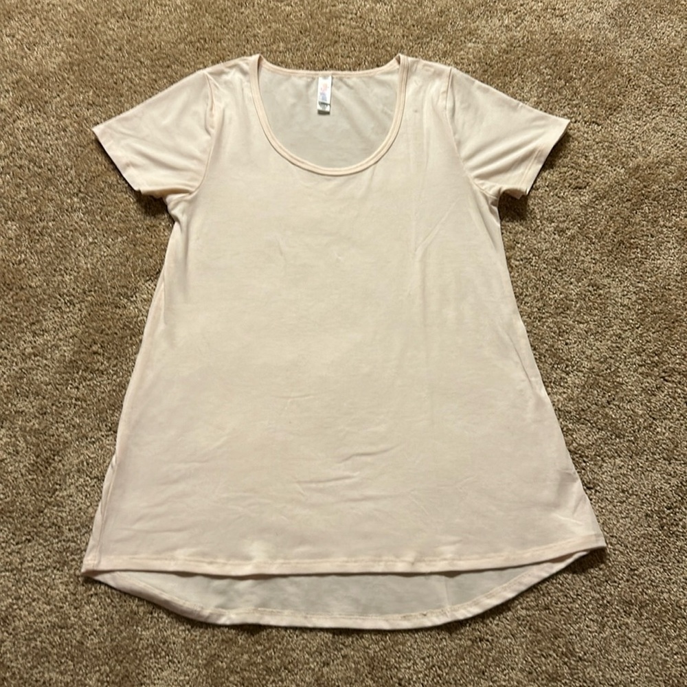 LuLa Roe Scoop Neck Tshirt